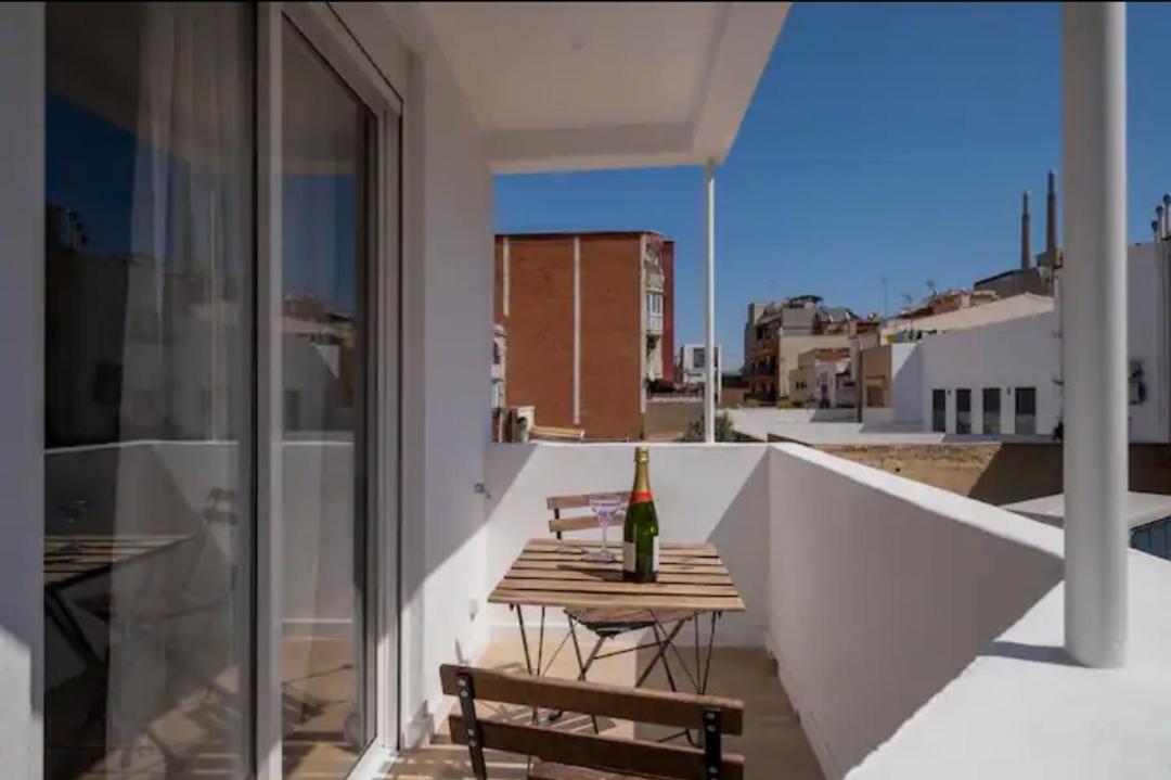 Apartment Close To The Beach Sant Adrià de Besòs Esterno foto